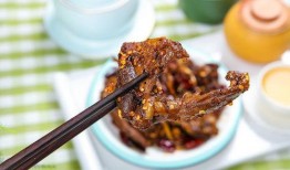 炸鸡骨架爆料视频播放,揭秘烹饪过程与美味秘诀